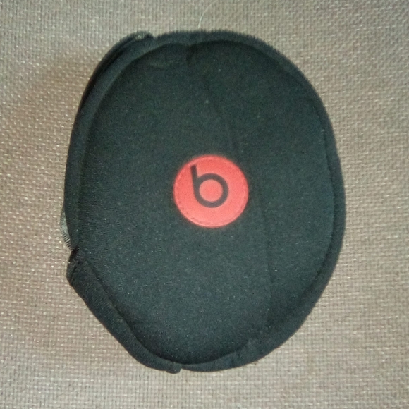 Dr Dre Beats Headphone Case - Picture 1 of 3